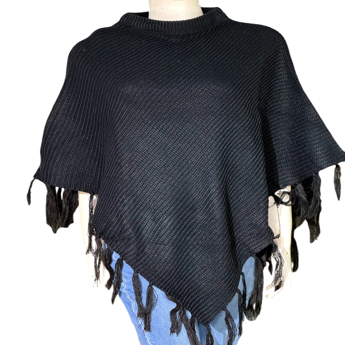 Most demanding stylist new Poncho collection. - Image 8